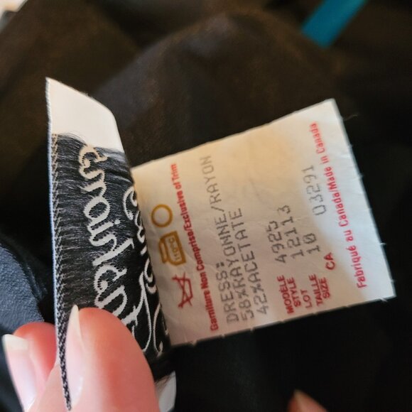 Vintage black maxi dress with waist tie - Picture 7 of 8